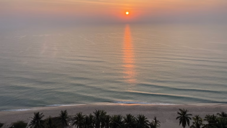 Sonnenaufgang vor ruhigem Condo am Meer in Cha-am 1 Monat in Cha-Am Handgepäck-Regeln für Handgepäck-Regelnde