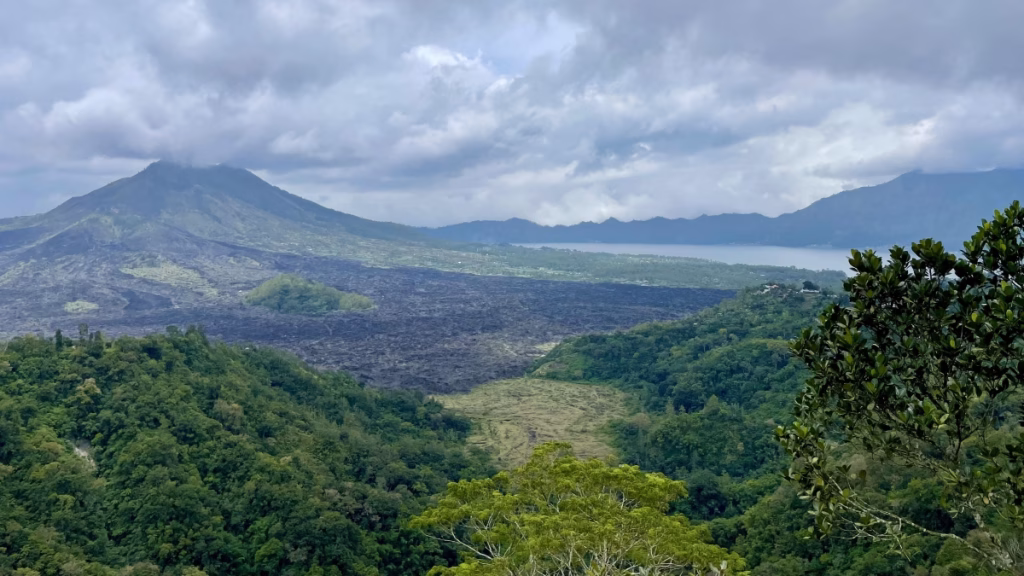 Caldera Vulkankrater Mount Batur 1 Monat auf Bali Handgepäck-Regelnde für Handgepäck-Regelnde